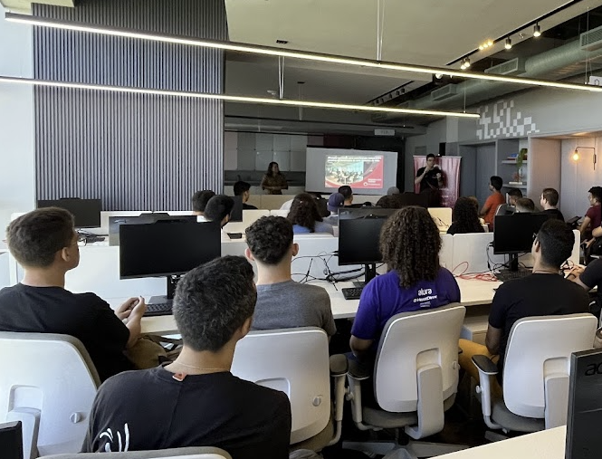 Vaga aberta para desenvolvedor(a) back-end no projeto Phoebus